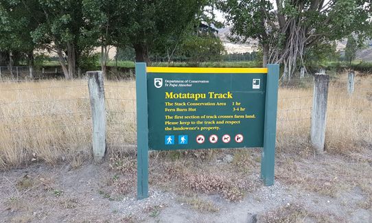 Motatapu Track - Full Monty, Otago