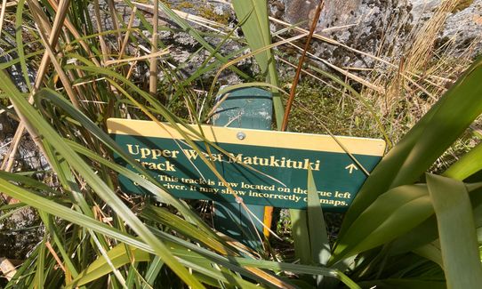 Aspiring Hut to the head of the Matukituki Valley, Otago