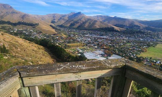 Beer Bum Bluffs, Canterbury