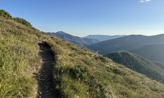 Feathertop via The Razorback, Victoria