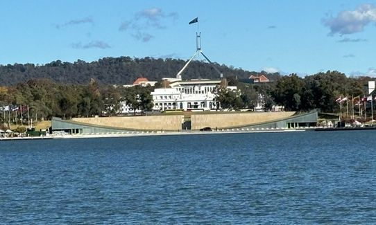 Loop within the Parliamentary Triangle, Australian Capital Territory