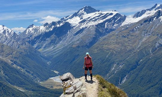 Matukituki Cascade Saddle Dart Epic, Otago