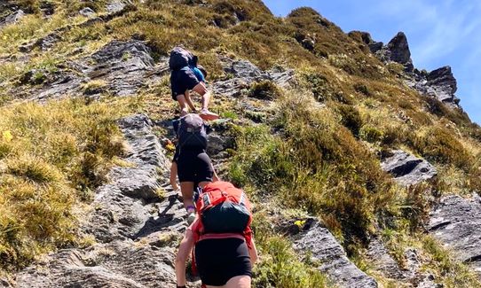 Matukituki Cascade Saddle Dart Epic, Otago