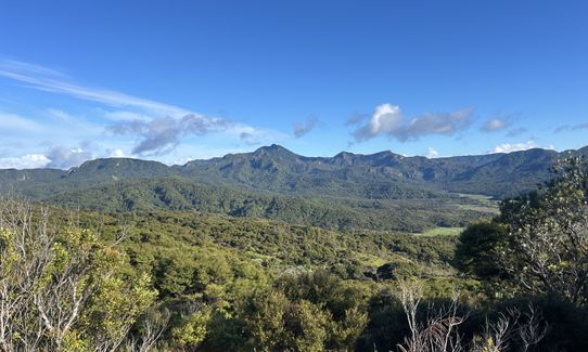 Te Ahumata Summit, Auckland