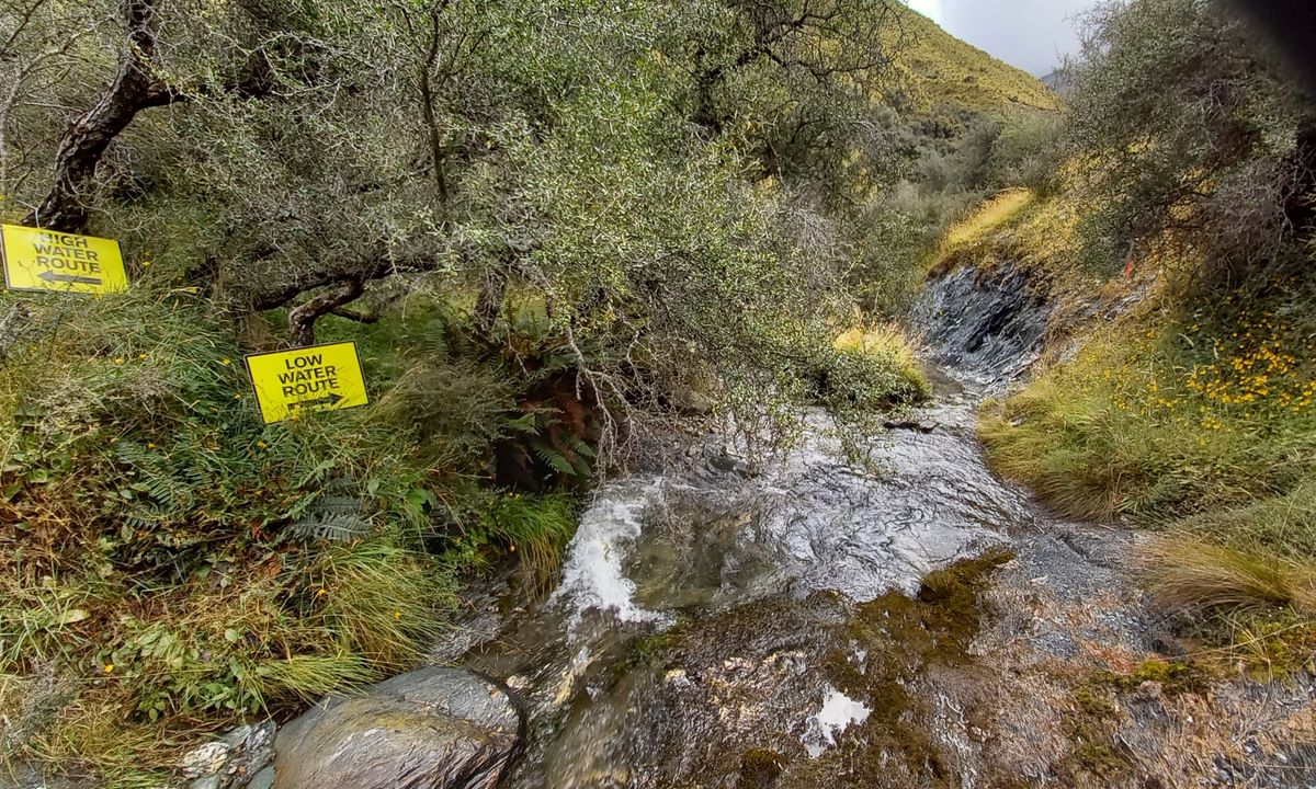 Motatapu Track - Full Monty, Otago