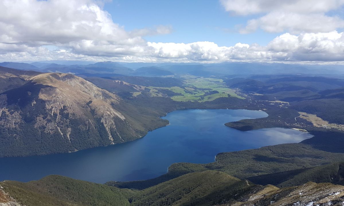 Parachute Rocks and St Arnaud Ridge, Tasman