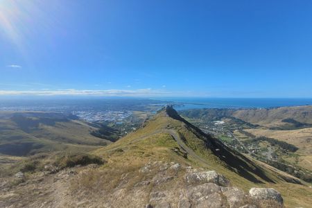 Te Moenga-o-Wheke / The Tors