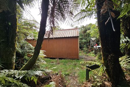 Te Whare Okioki & Mangamuka Huts Loop